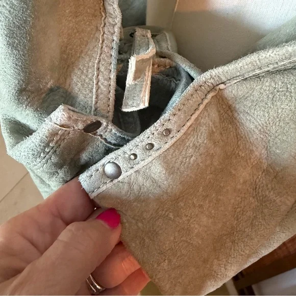 Free People WTF Sun Faded Hobo - Cactus lamb suede - Picture 8 of 14